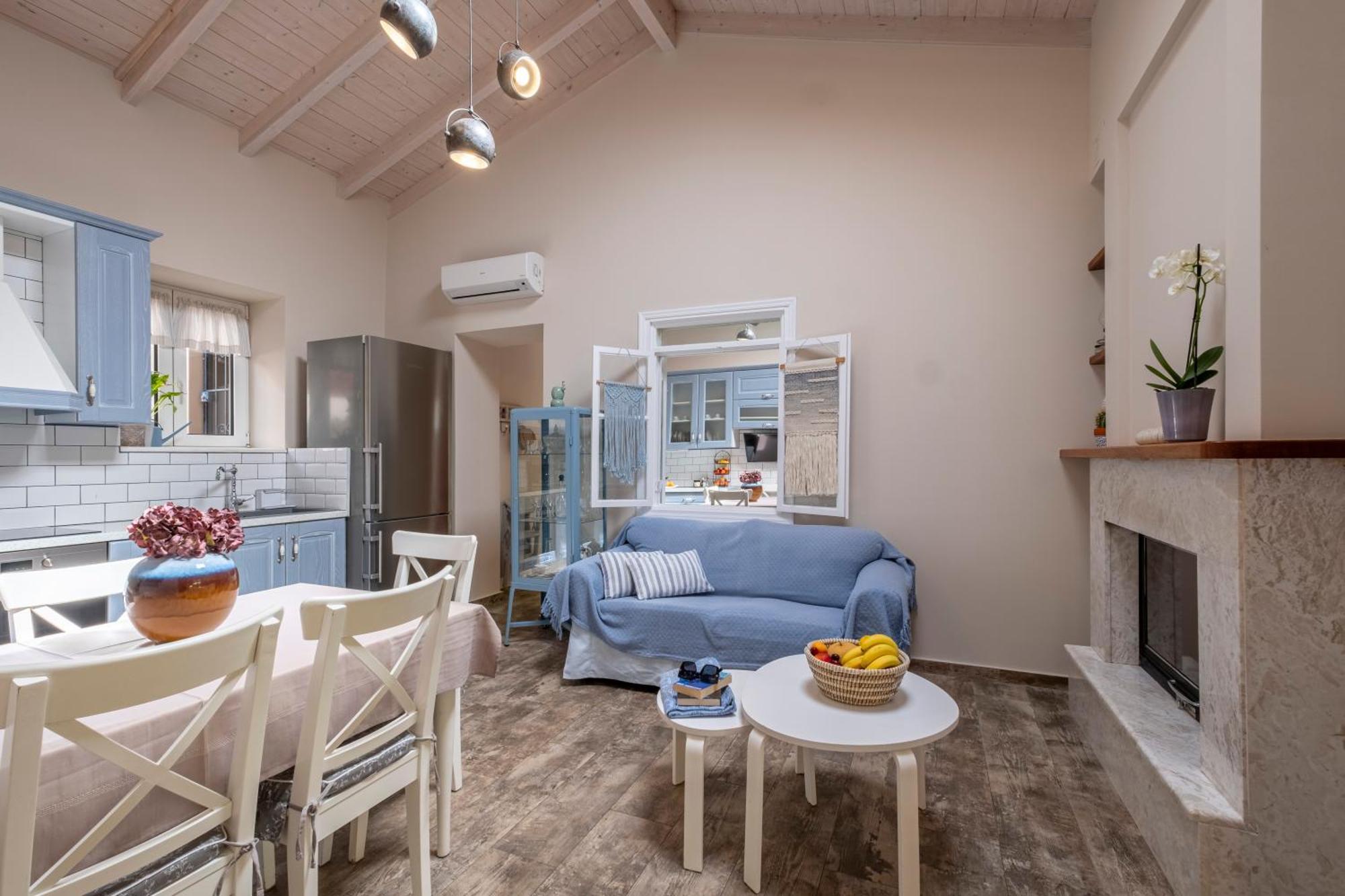 Oasis Home Толо Екстер'єр фото