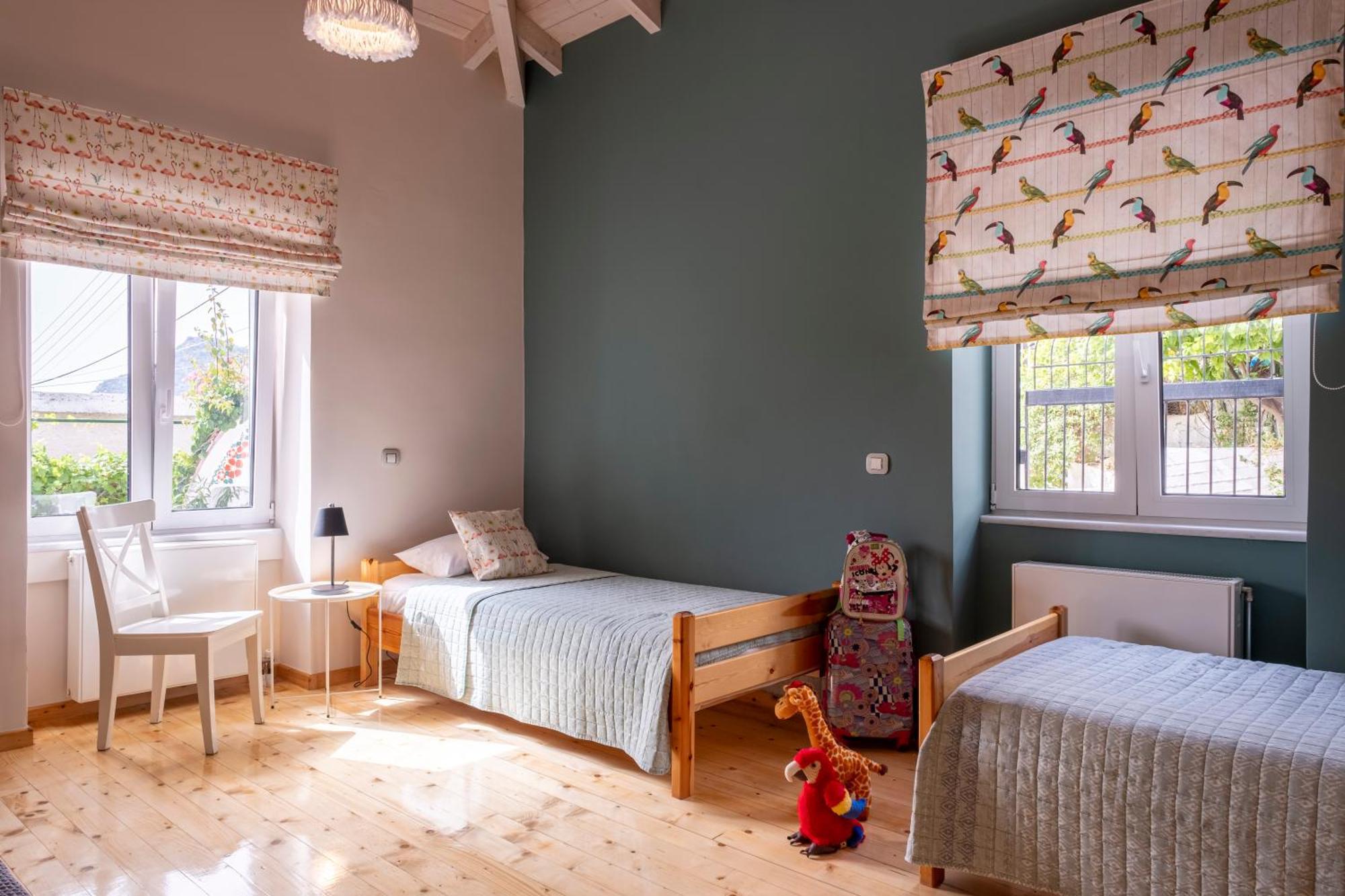 Oasis Home Толо Екстер'єр фото
